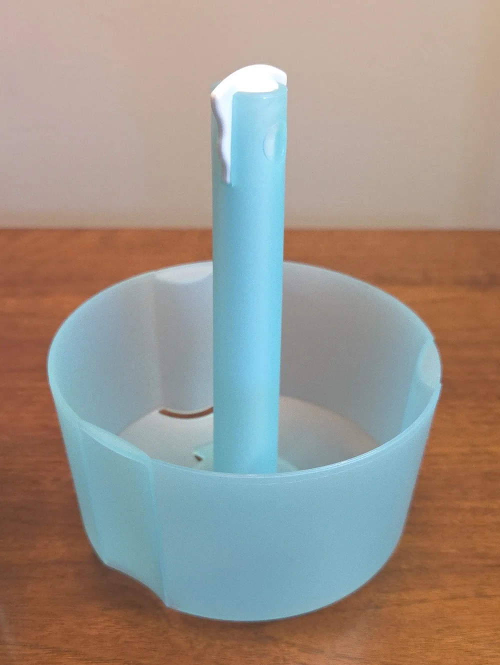 Vintage Tupperware Pickle Keeper Container 4522A-3